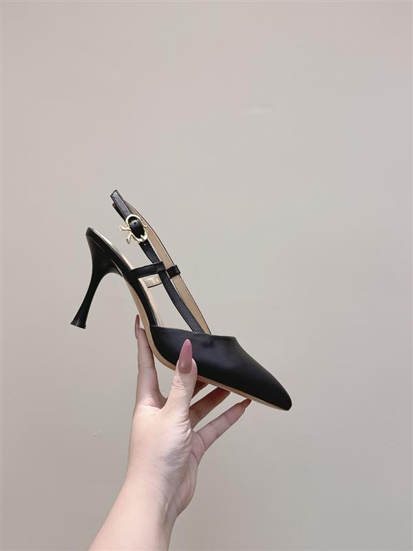 2025112810123519 300